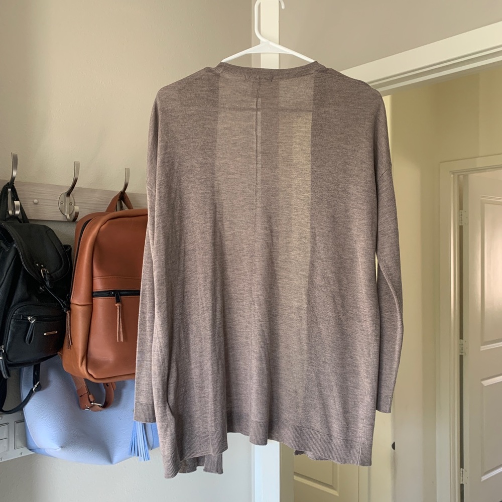 H&M Basic Cardigan in Light Brown Size Small - Picture 2 of 4